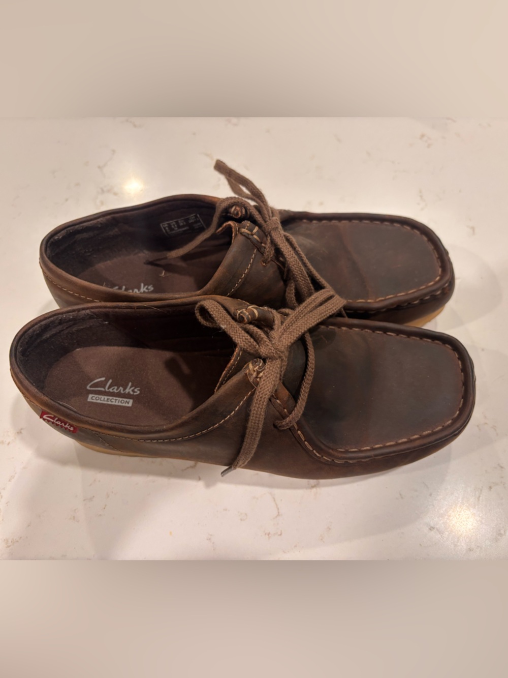 Clark’s Wallabee Loafers 8.5 Brown Beeswax